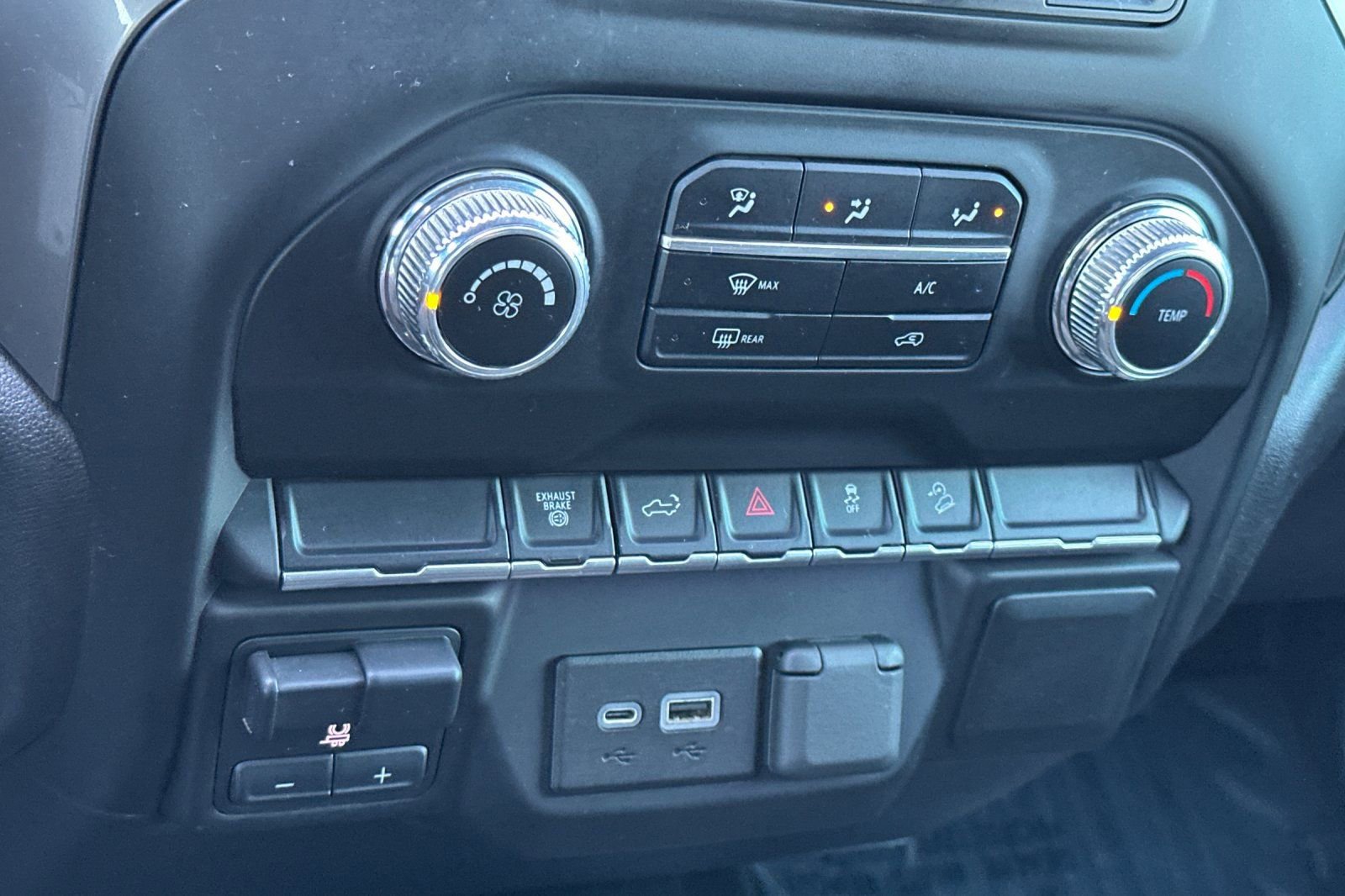 Used 2022 GMC Sierra 3500 Pro w/ Convenience Package image 21