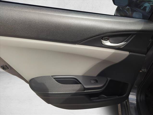 Used 2017 Honda Civic EX-T image 9