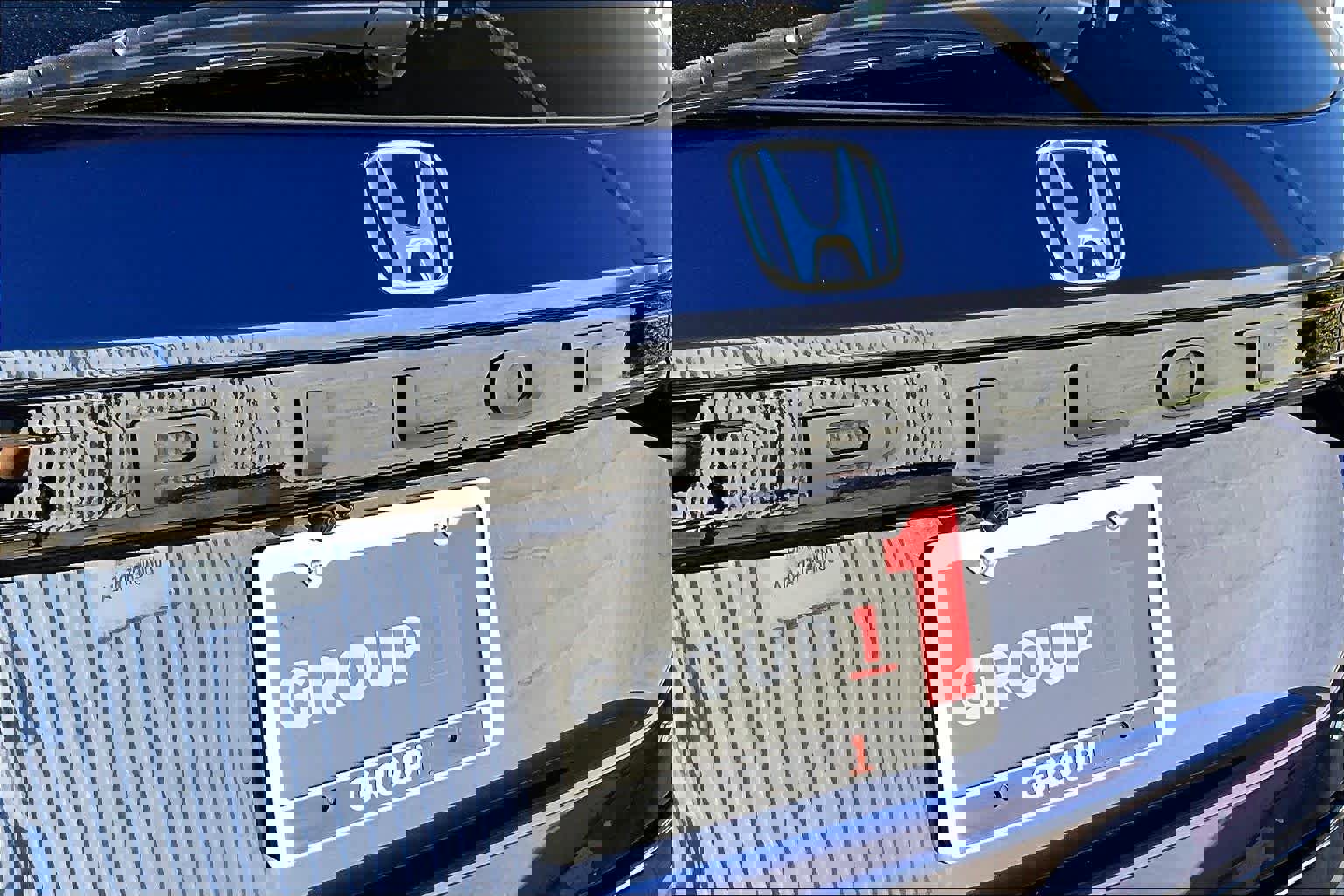 Used 2023 Honda Pilot Elite image 9