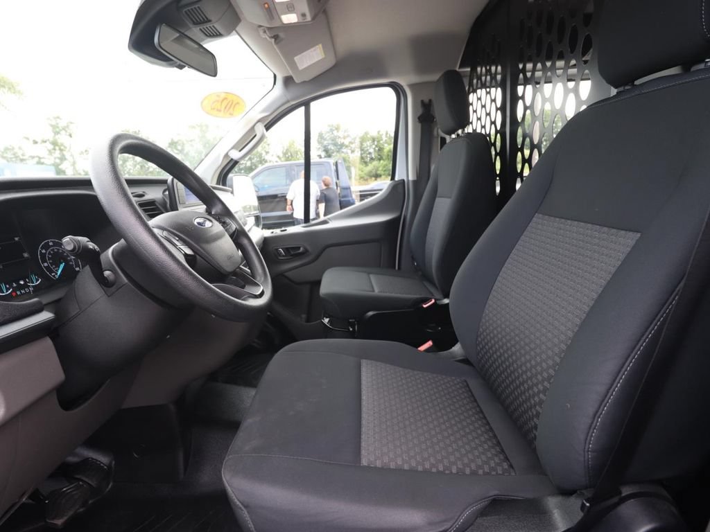 Used 2025 Ford Transit 250 Low Roof w/ Exterior Upgrade Package RWD image 2
