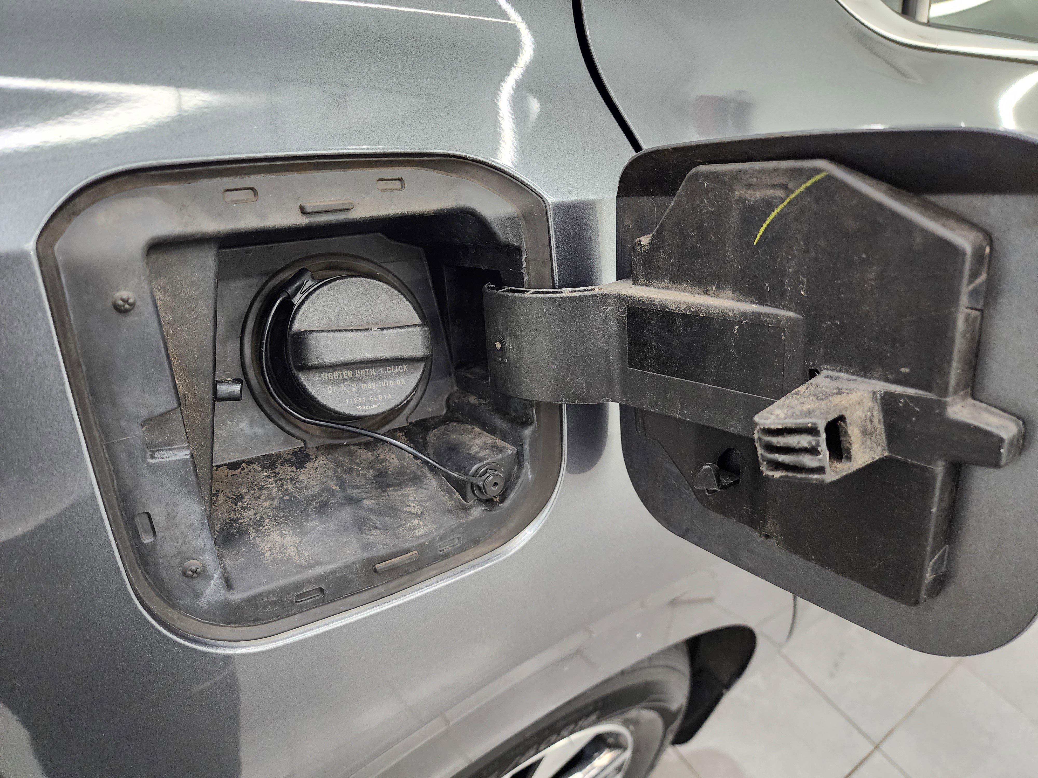 Used 2023 Nissan Sentra SV image 25