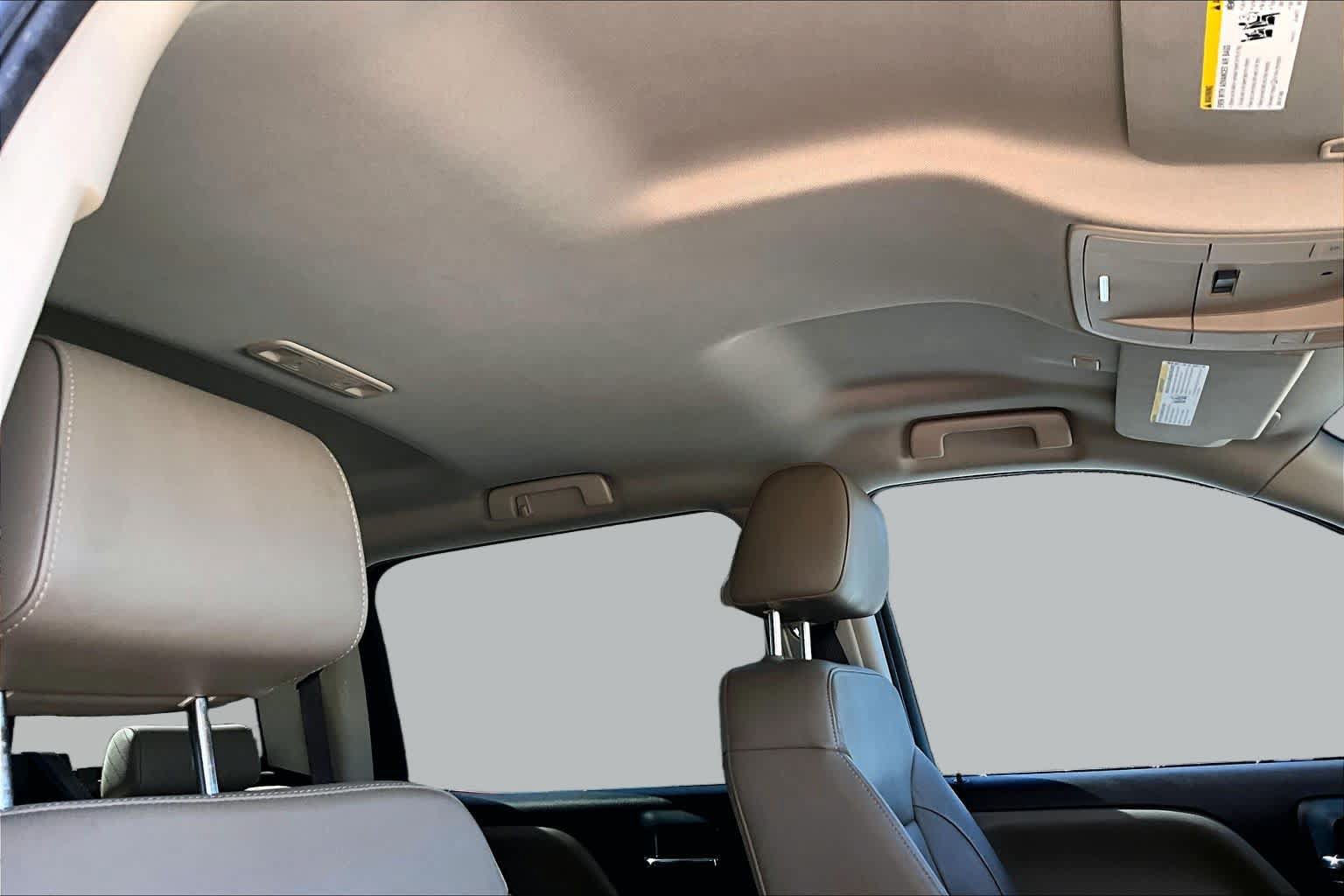 Used 2018 Chevrolet Silverado 1500 LTZ RWD image 14
