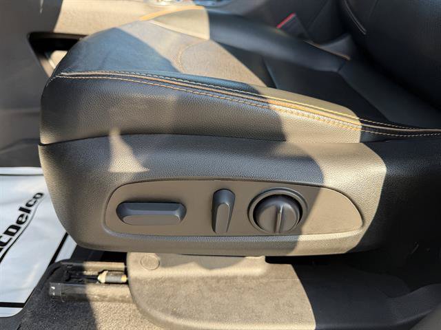 Used 2022 GMC Terrain AT4 w/ Infotainment Package II AWD/4WD image 30