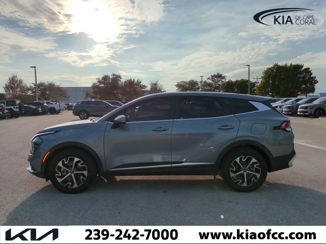 Certified 2025 Kia Sportage EX image 8