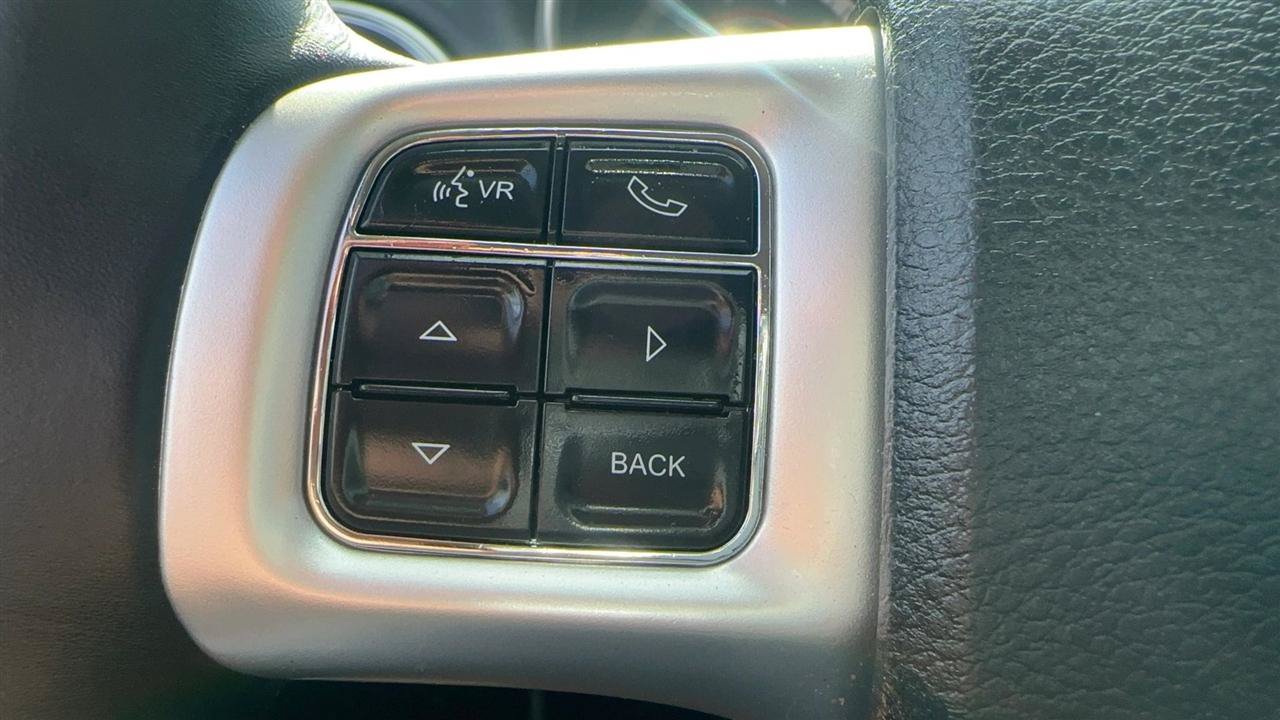 Used 2015 Dodge Journey SXT w/ Flexible Seating Group FWD image 15