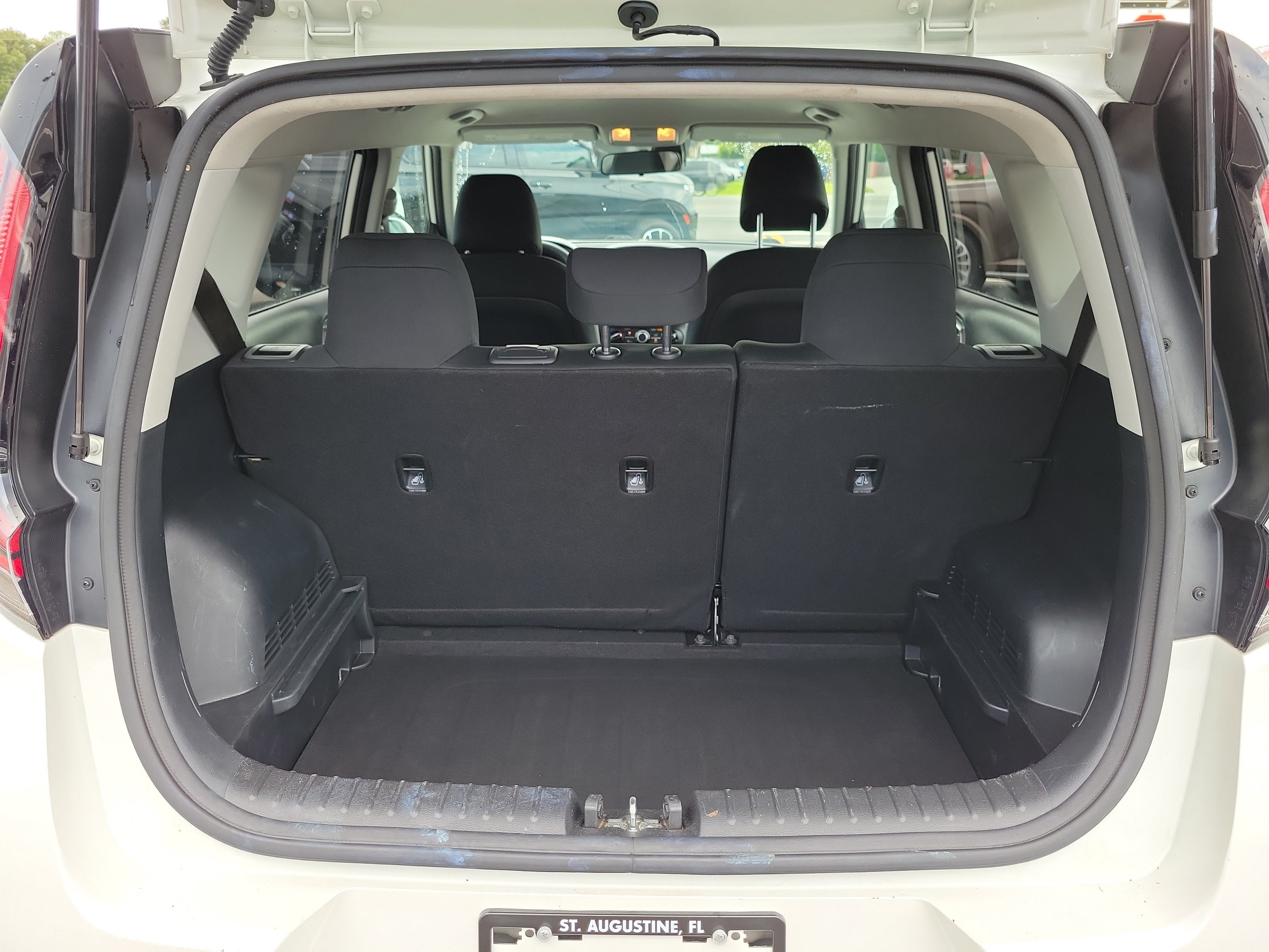 Certified 2024 Kia Soul LX w/ Option Group 015 FWD image 14