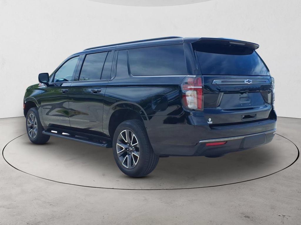 Used 2022 Chevrolet Suburban Z71 w/ Luxury Package AWD/4WD image 7