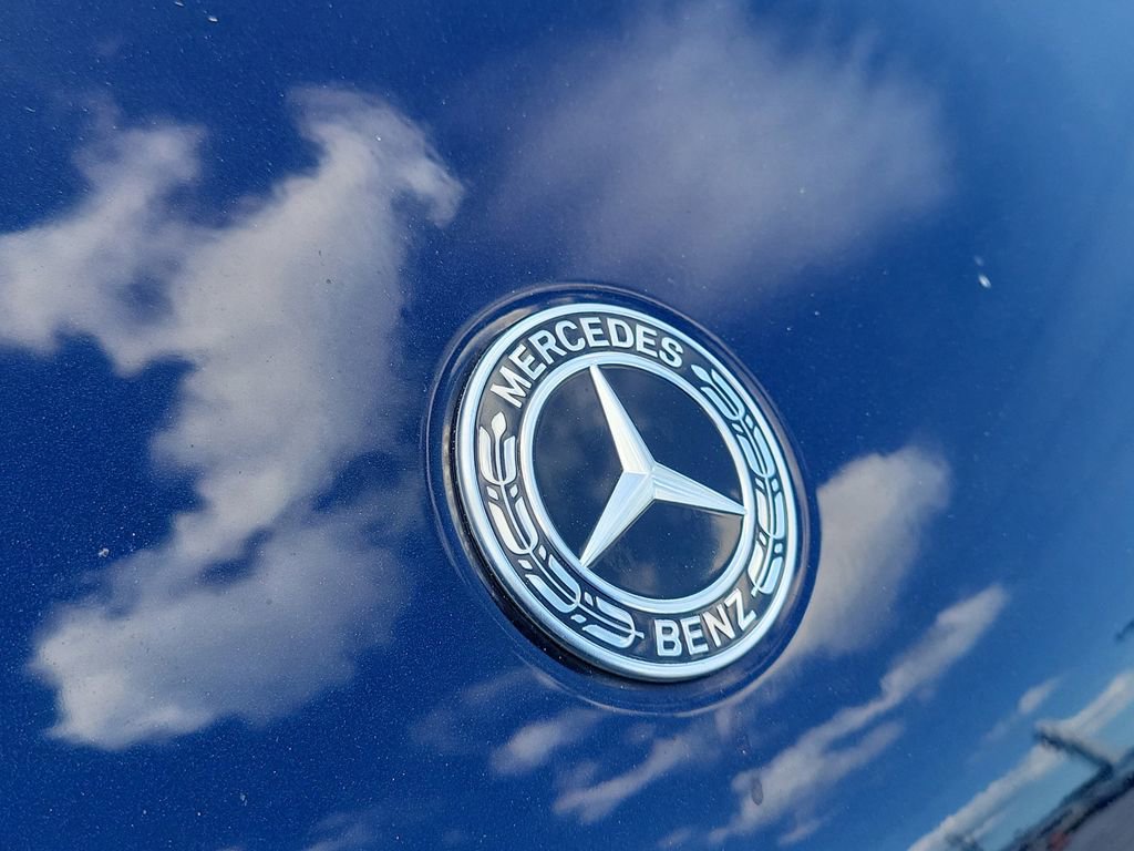 Used 2022 Mercedes-Benz GLC 300 image 9