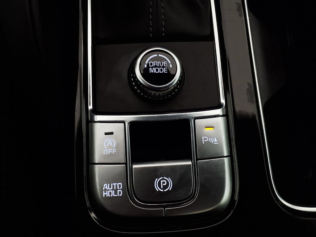 Used 2025 Kia Telluride S FWD image 23