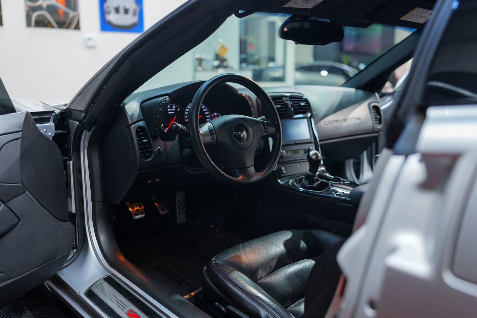 Used 2009 Chevrolet Corvette Z06 w/ Preferred Equipment Group image 31