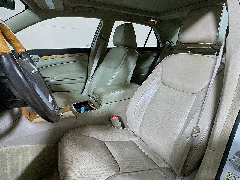 Used 2012 Chrysler 300 Limited w/ Luxury Group image 11