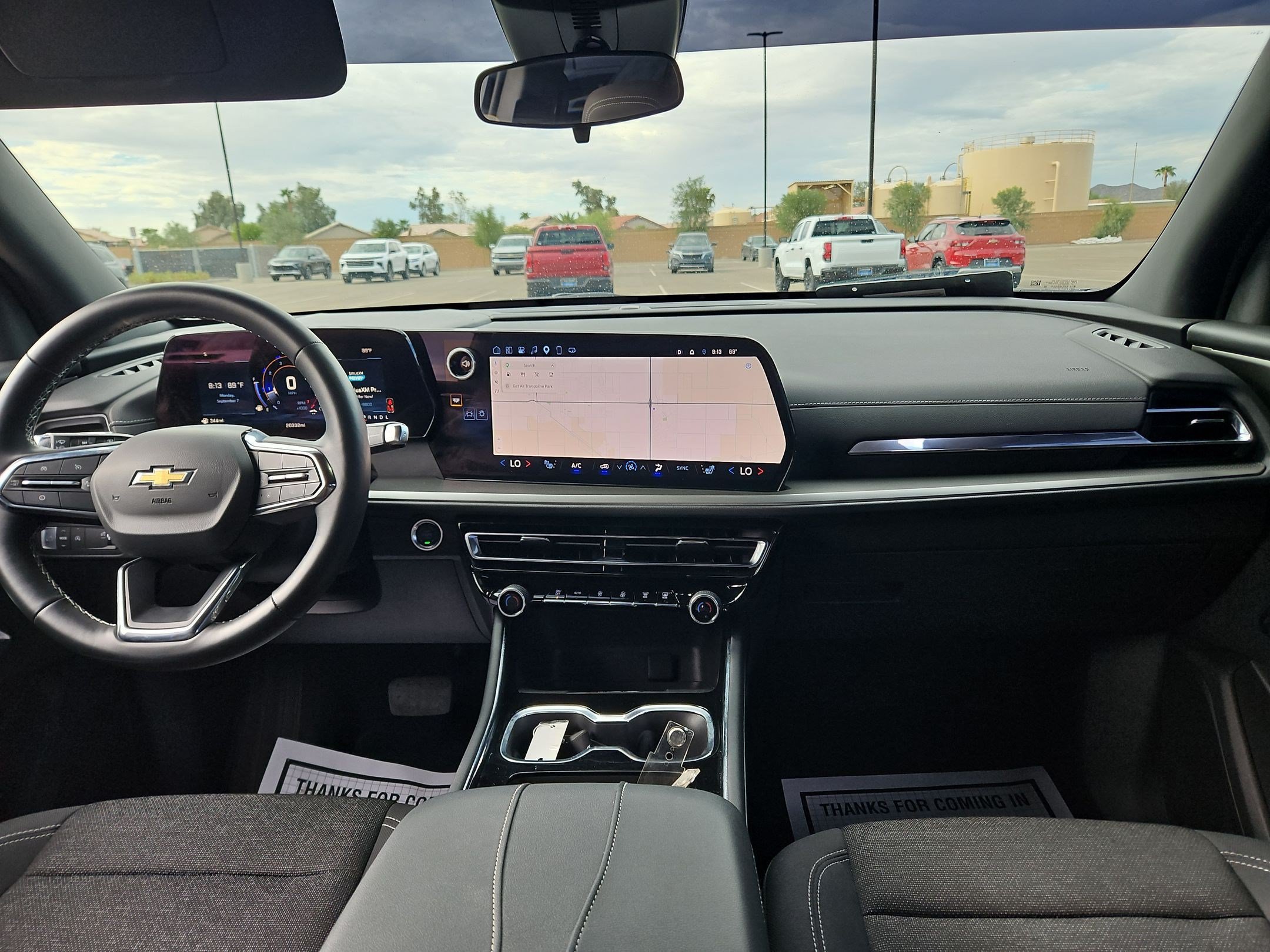 Used 2025 Chevrolet Traverse LT FWD image 26