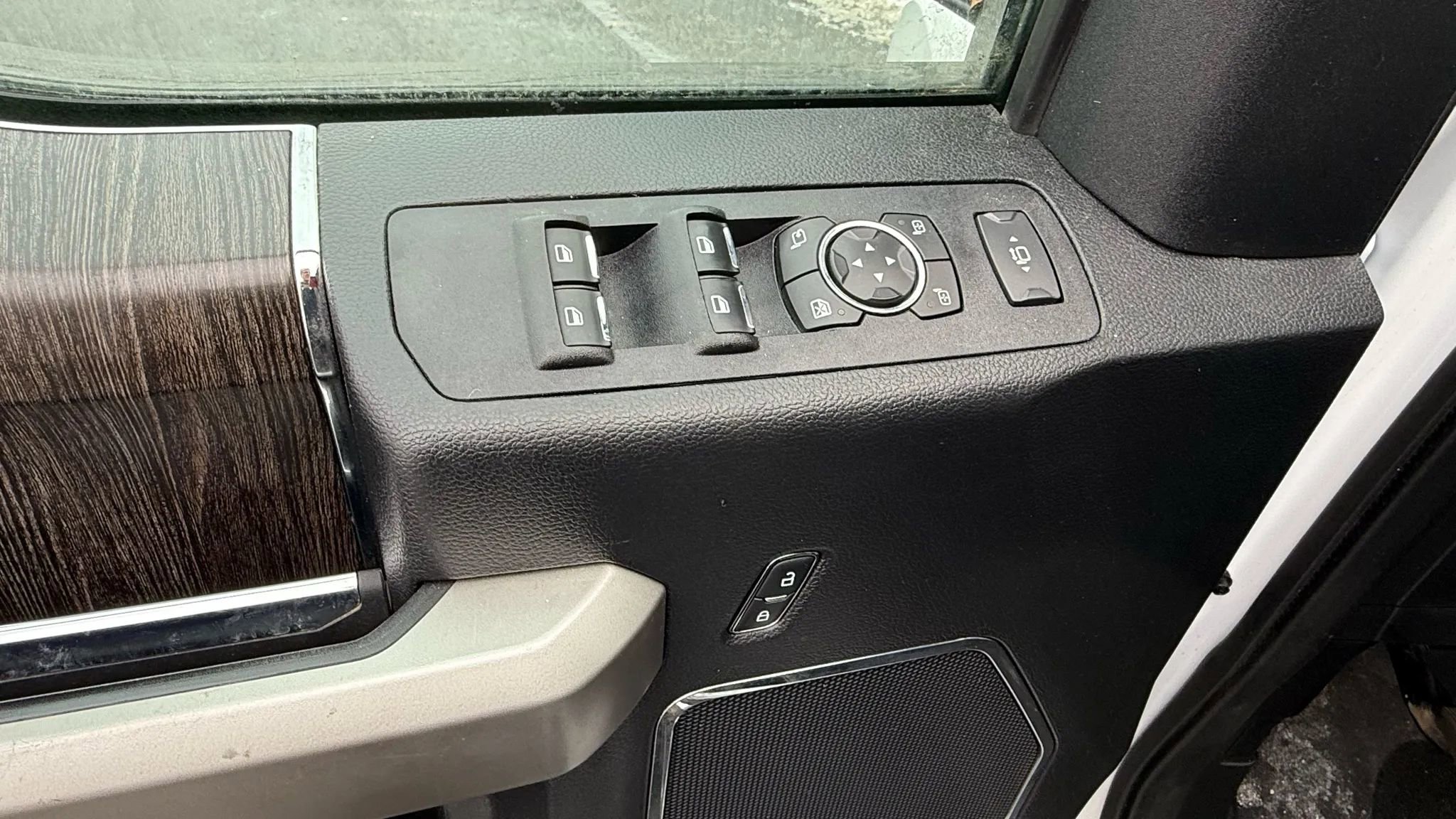 Used 2021 Ford F250 Lariat image 17