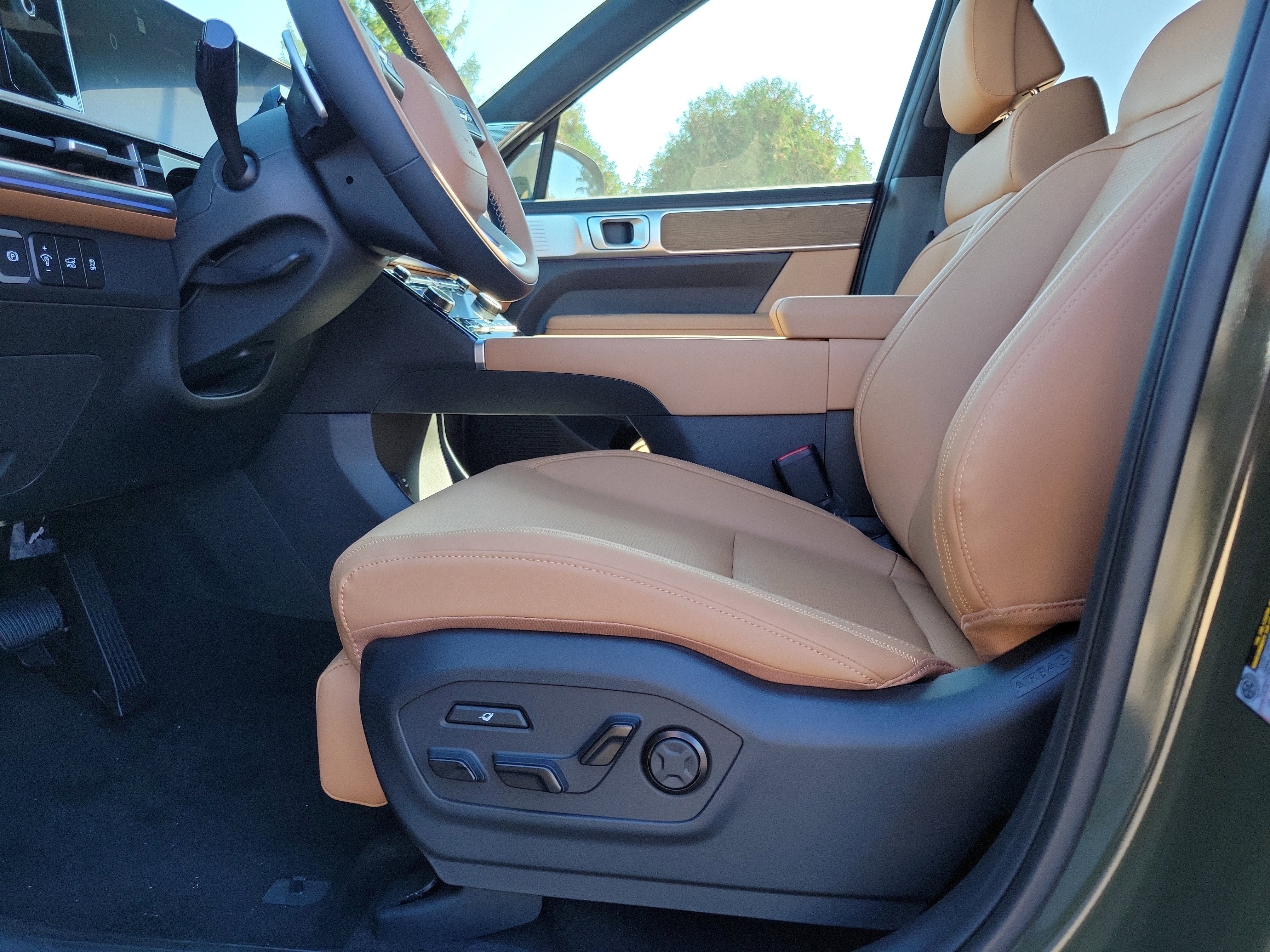 New 2026 Hyundai Santa Fe Calligraphy w/ Tow & Go Package image 16