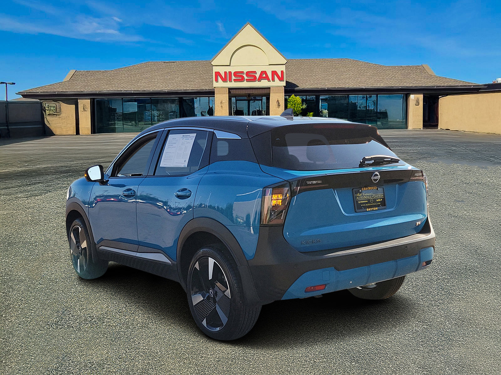 Certified 2025 Nissan Kicks SR image 3