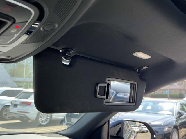 Used 2023 Audi SQ8 Premium Plus image 32