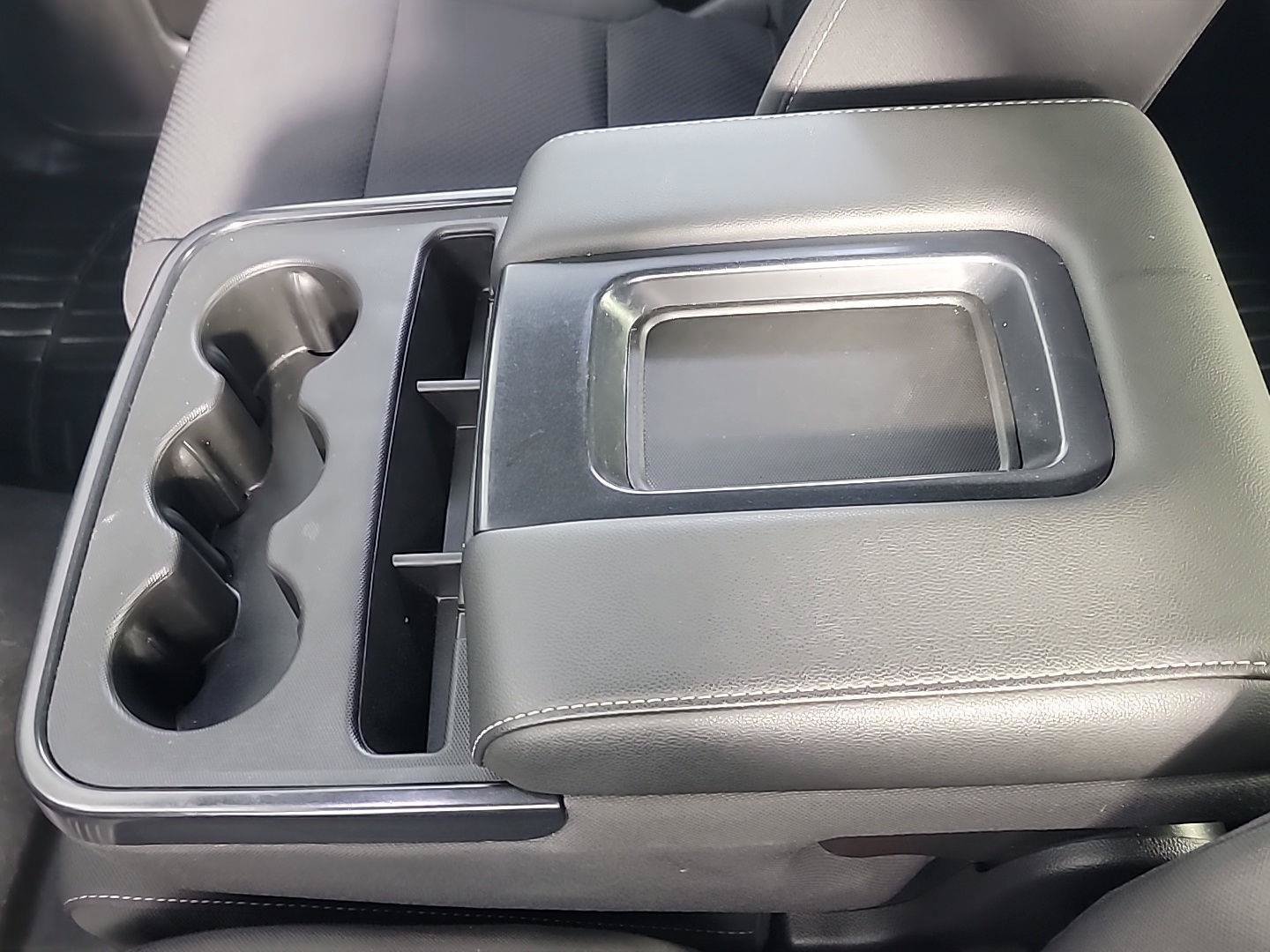 Used 2018 Chevrolet Silverado 1500 LT w/ Texas Edition AWD/4WD image 31