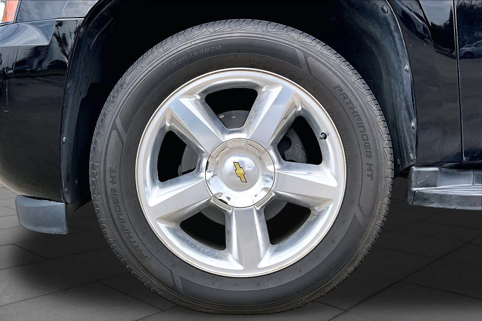 Used 2013 Chevrolet Tahoe LT w/ Texas Edition RWD image 10