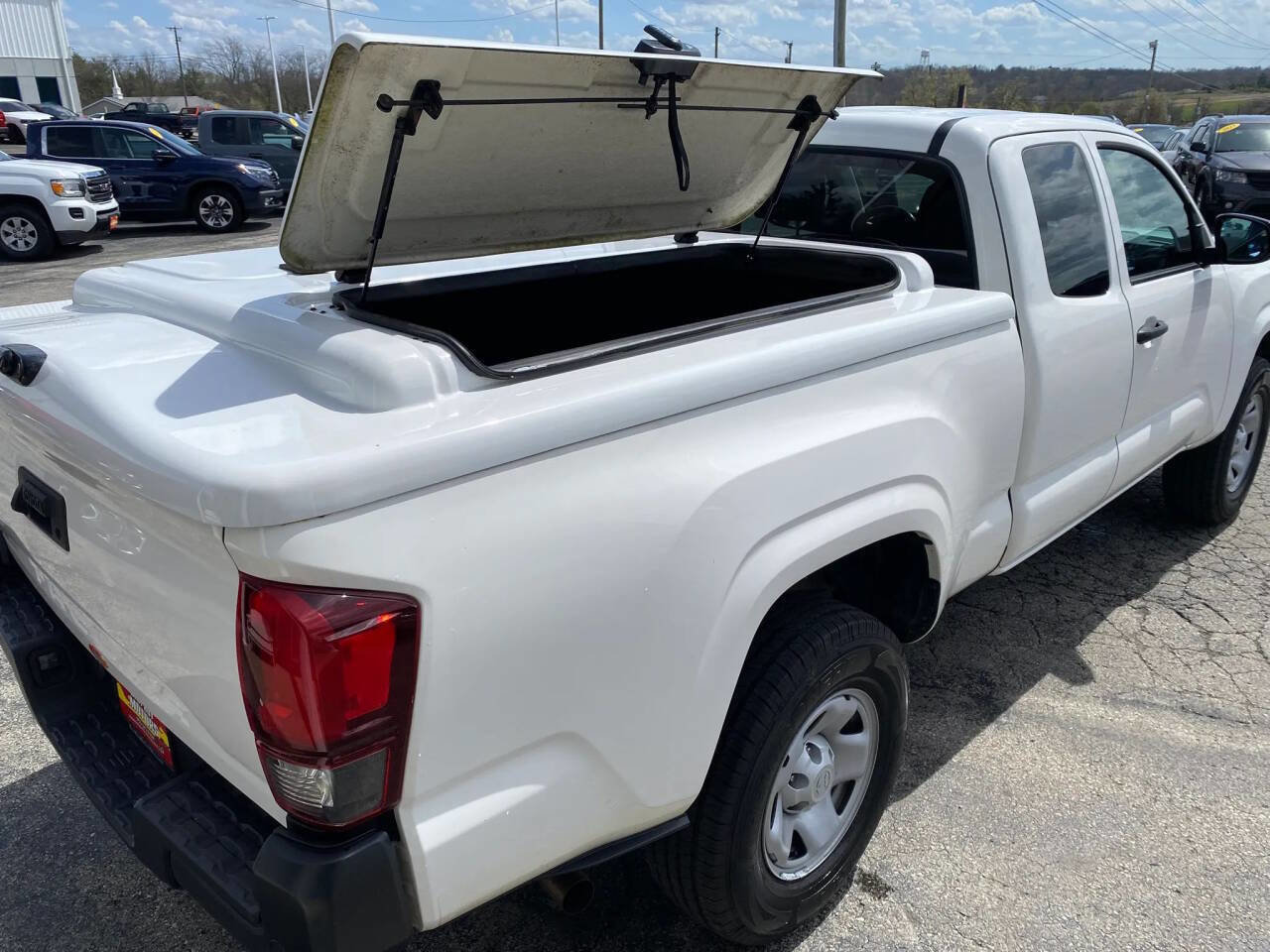 Used 2021 Toyota Tacoma SR image 12
