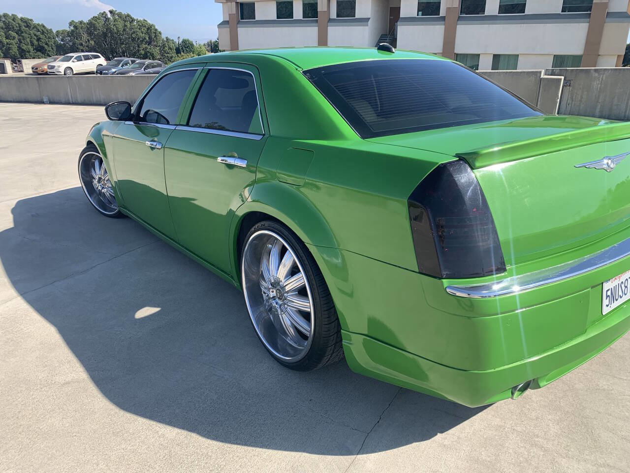 Used 2005 Chrysler 300 C image 11