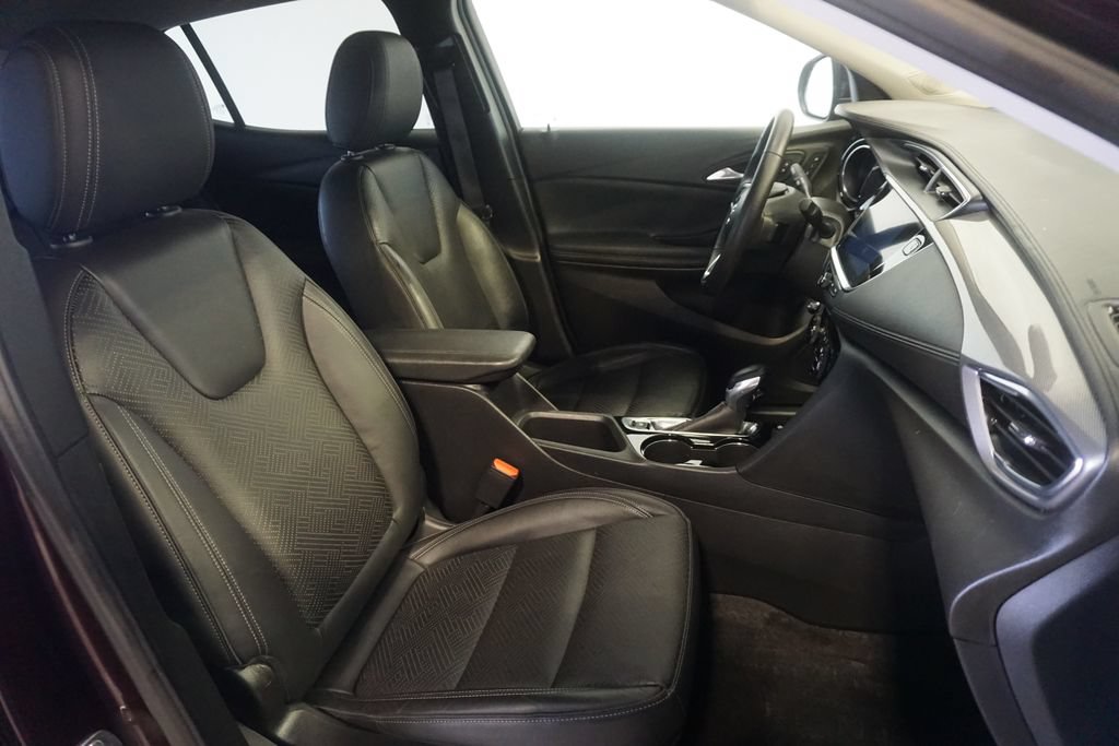 Used 2021 Buick Encore GX Essence AWD/4WD image 26