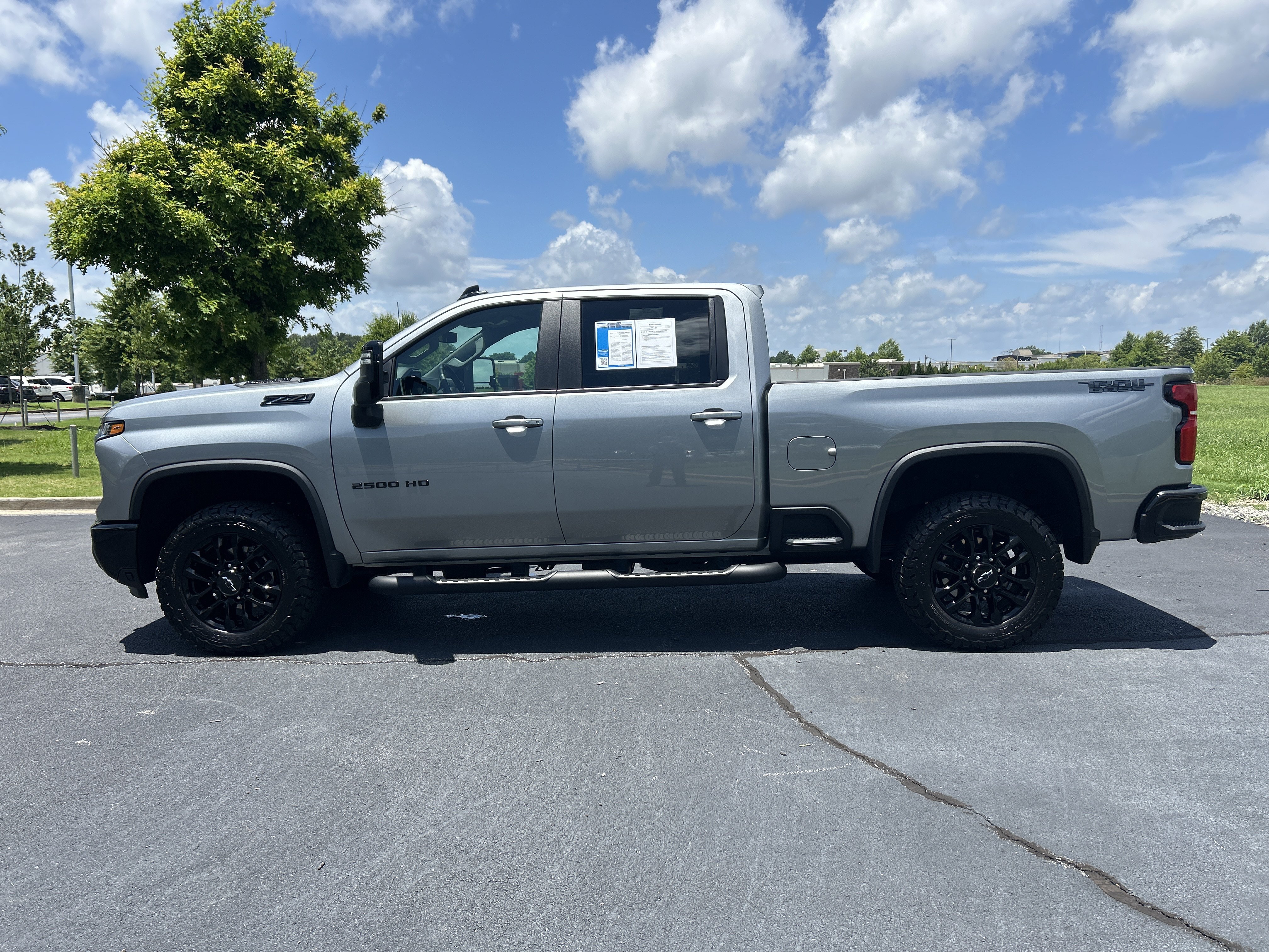 Used 2025 Chevrolet Silverado 2500 LT w/ Trail Boss Package AWD/4WD image 6