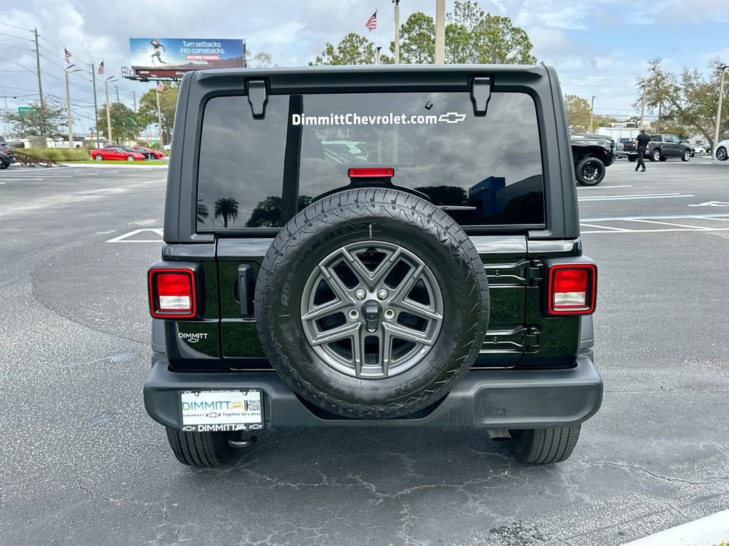 Used 2025 Jeep Wrangler Unlimited Sport image 7
