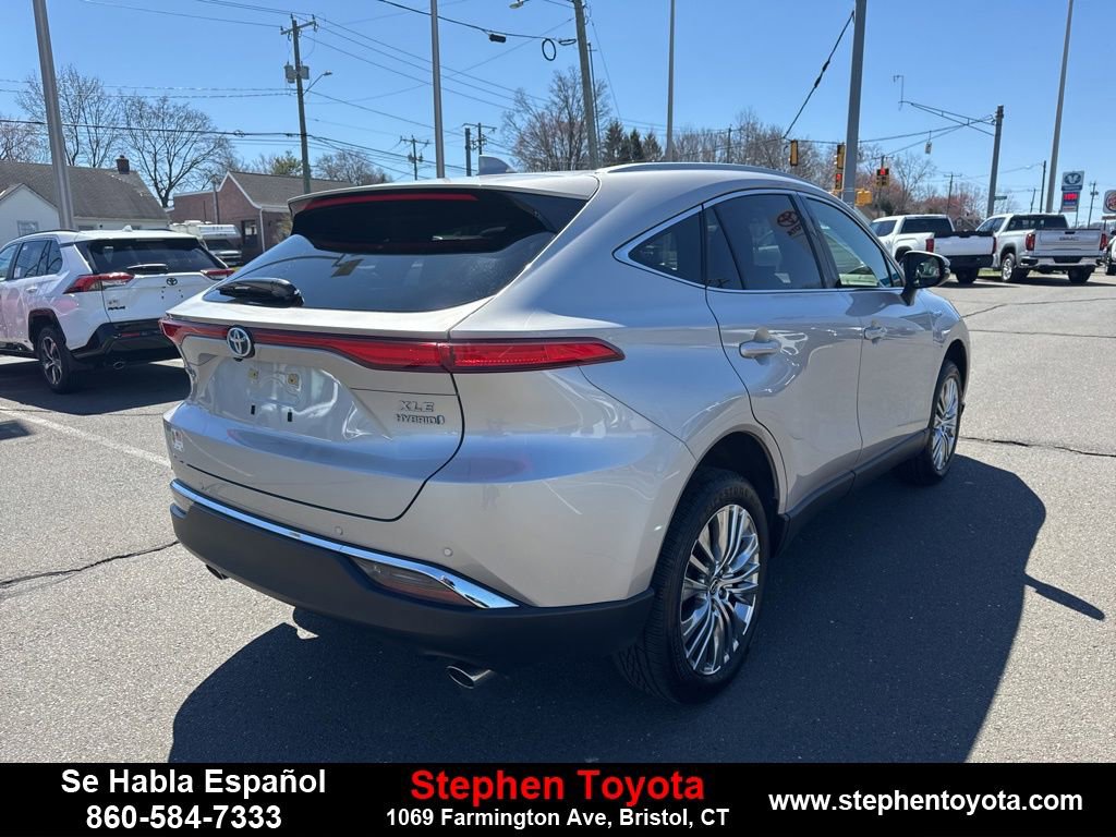 Used 2021 Toyota Venza XLE w/ Softex Package image 7