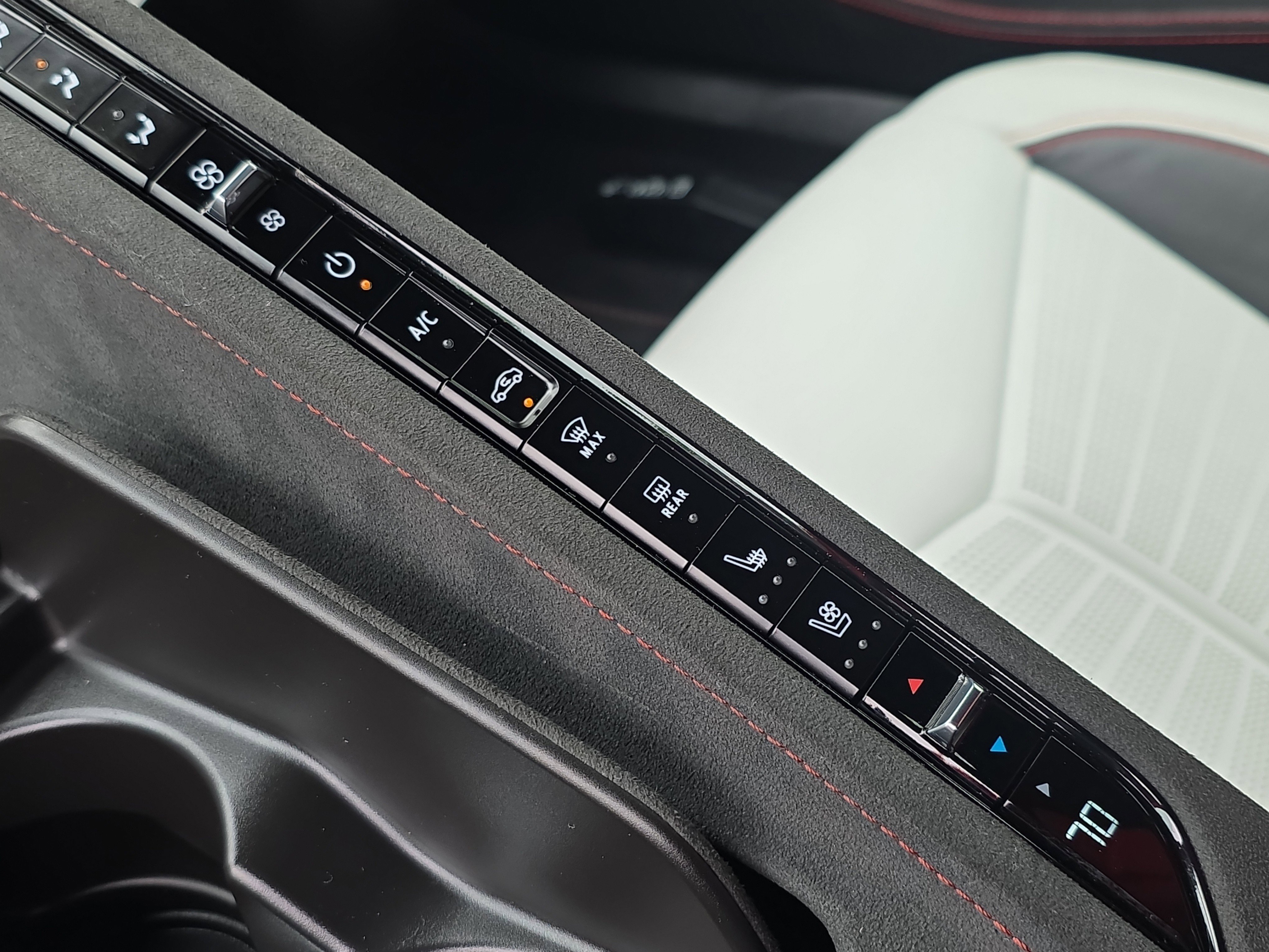 Used 2023 Chevrolet Corvette Z06 image 33