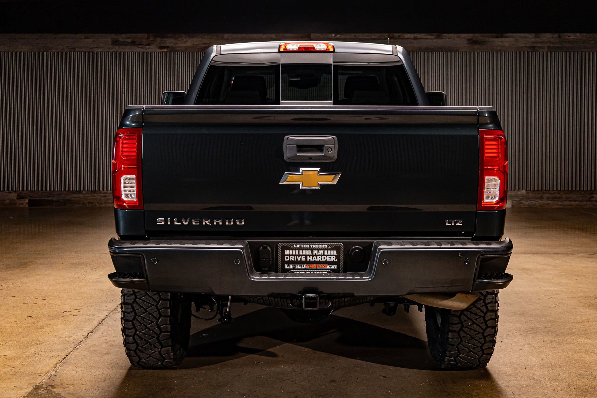 Used 2018 Chevrolet Silverado 1500 LTZ Z71 w/ LTZ Plus Package image 8