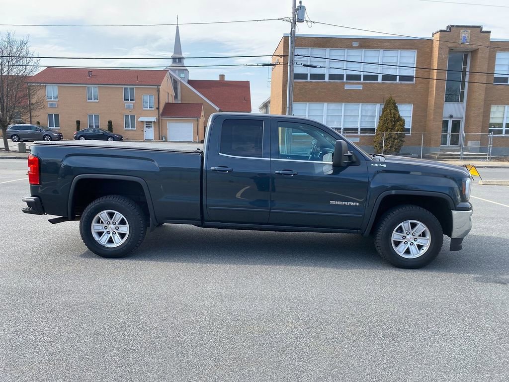Used 2017 GMC Sierra 1500 SLE w/ SLE Value Package image 4