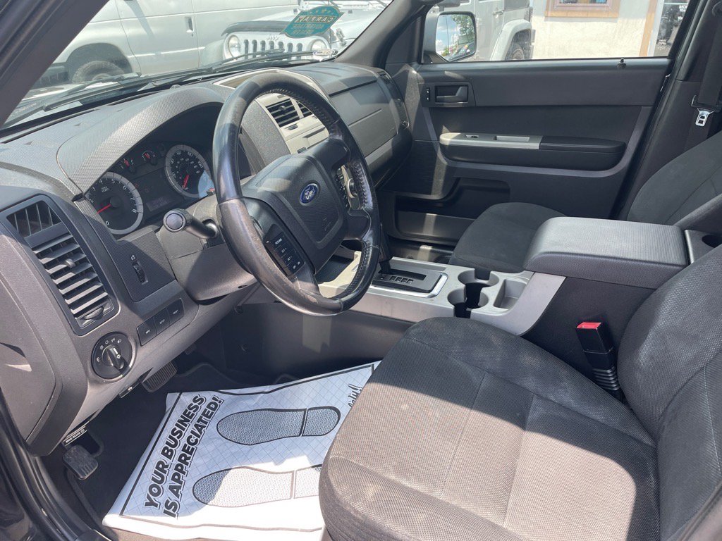 Used 2009 Ford Escape XLT FWD image 9