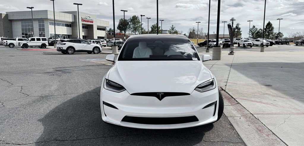 Used 2022 Tesla Model X image 4