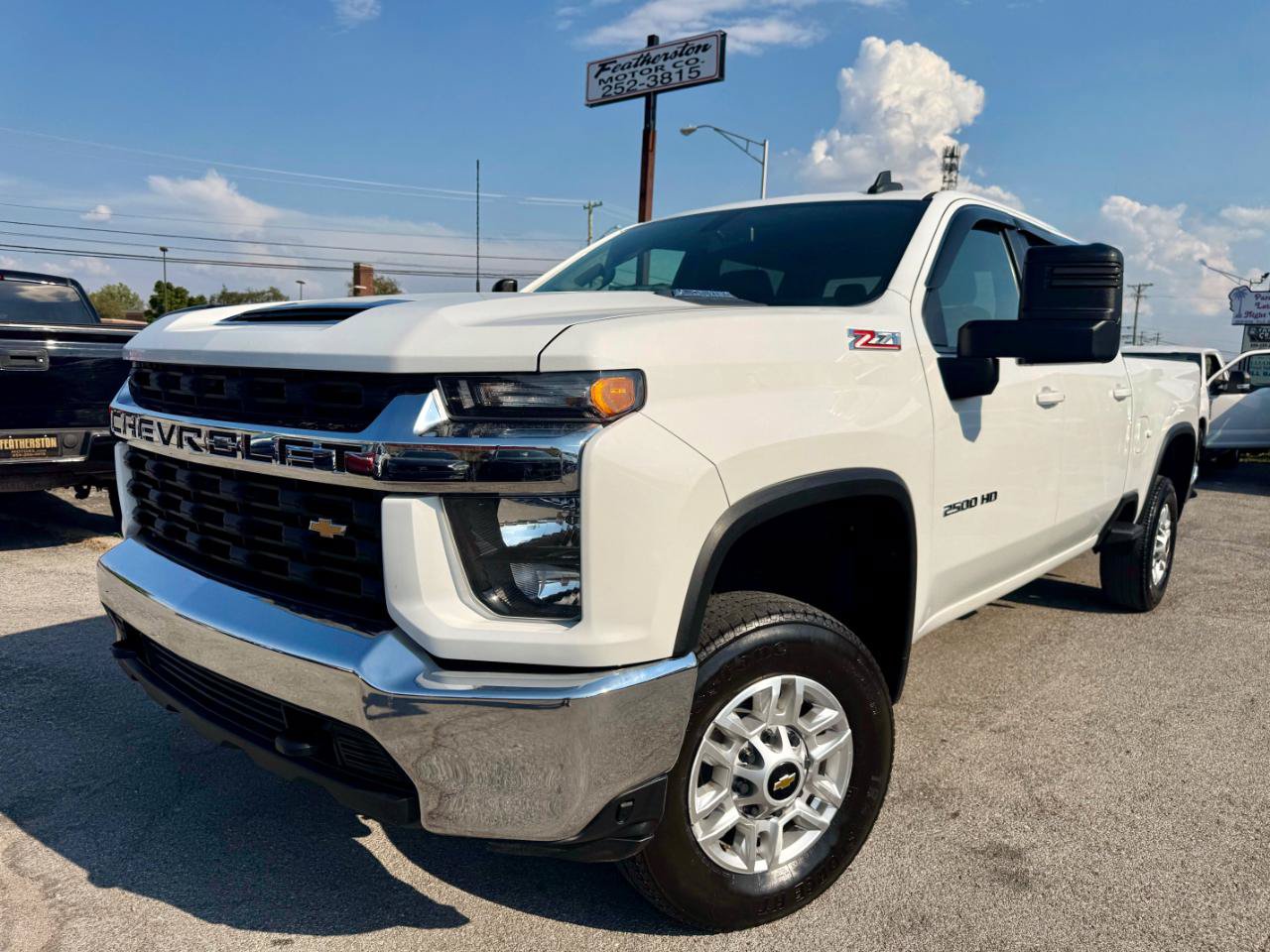 Used 2021 Chevrolet Silverado 2500 LT w/ Convenience Package AWD/4WD image 4