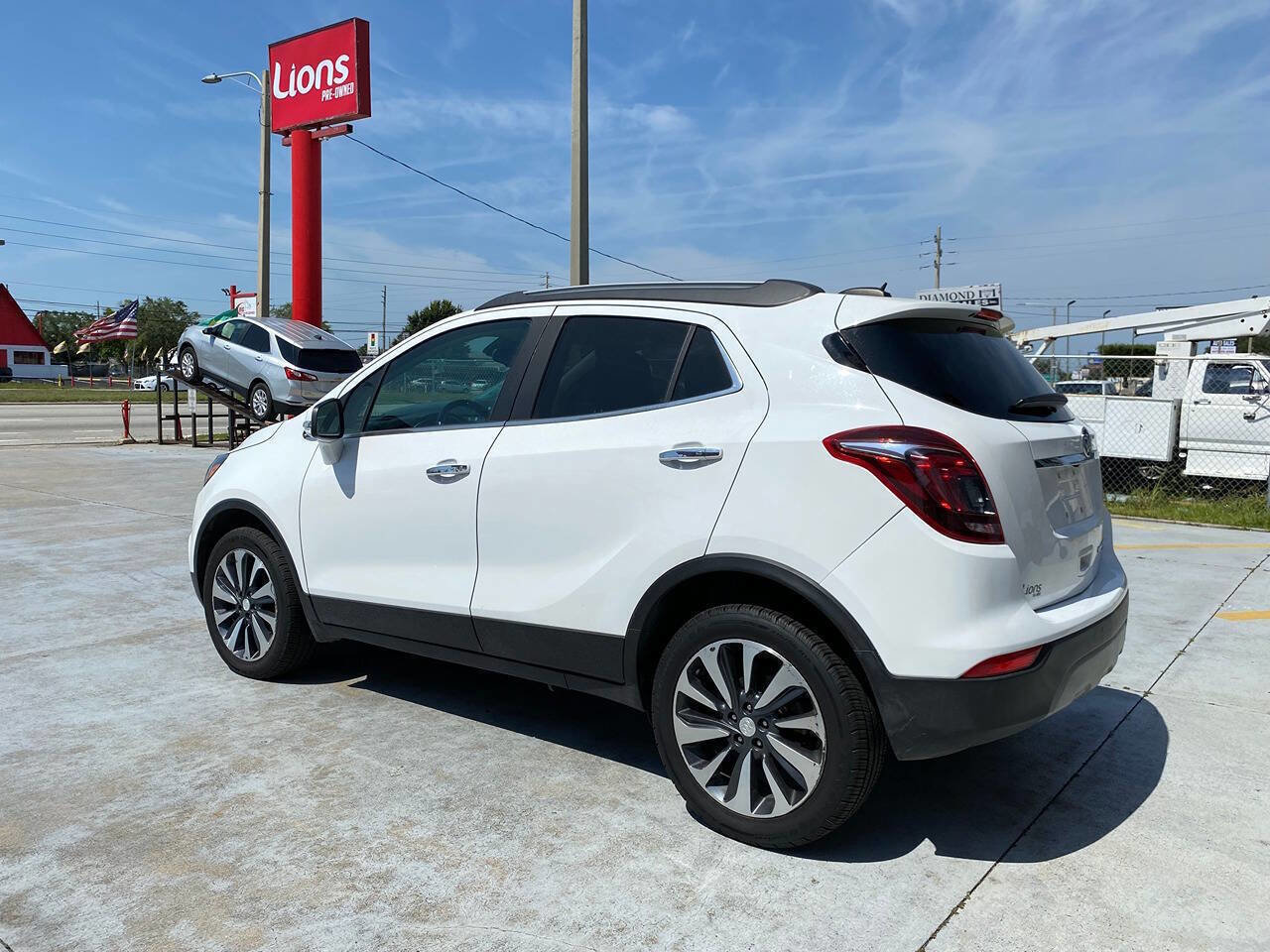 Used 2020 Buick Encore Essence image 7