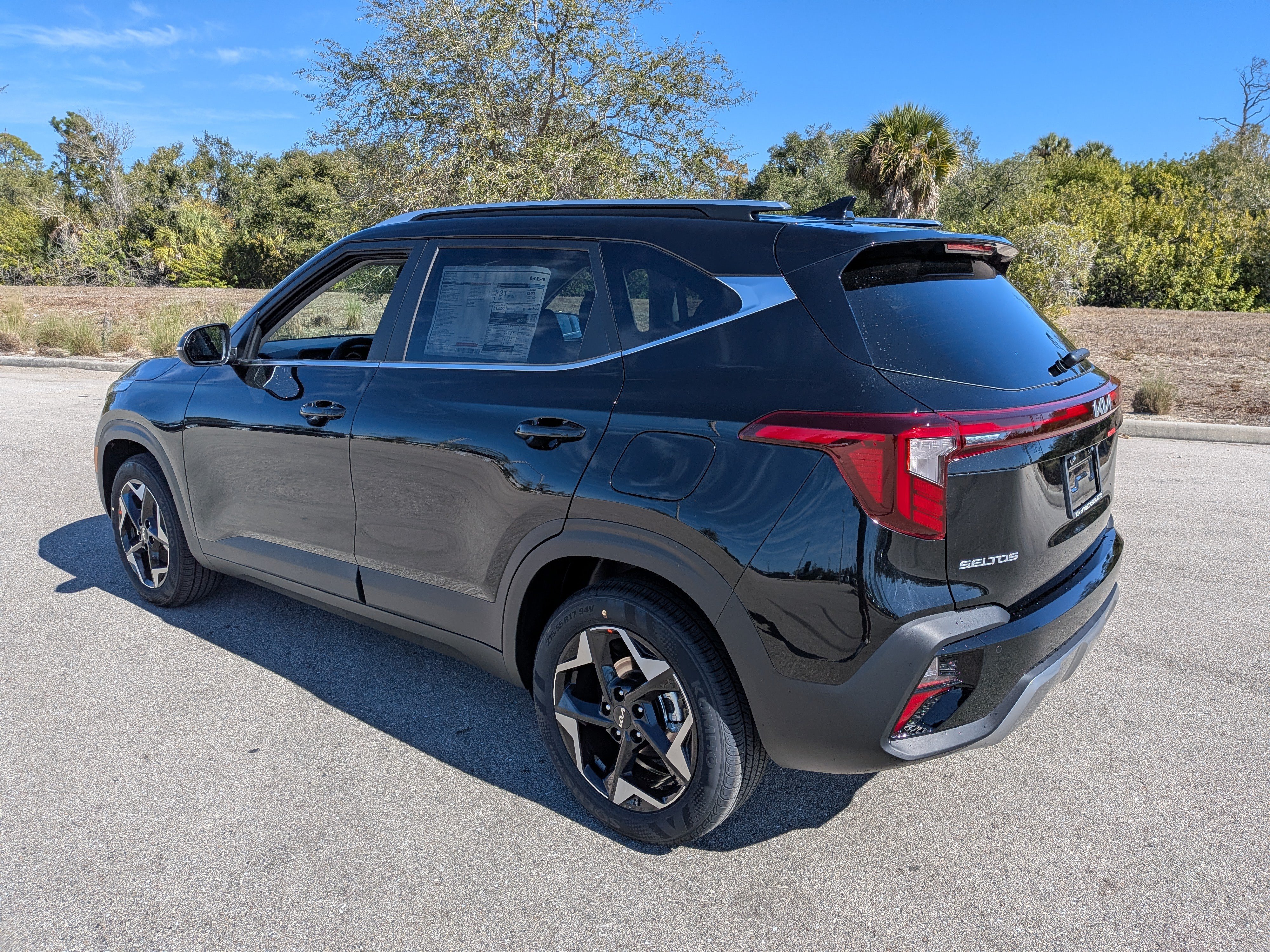 New 2026 Kia Seltos EX FWD image 7