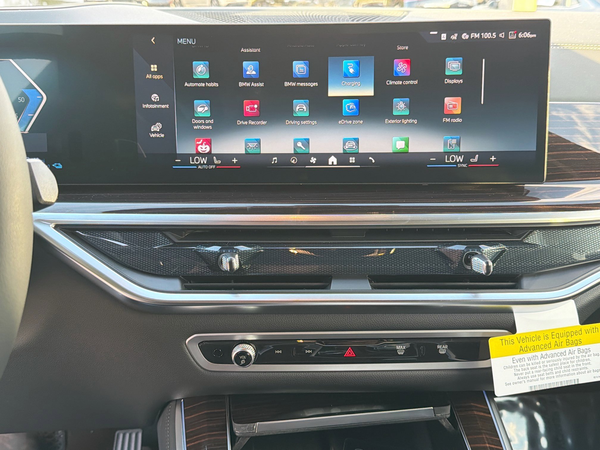 New 2026 BMW X5 xDrive50e w/ Executive Package image 30