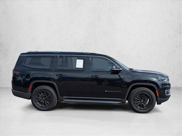 Used 2022 Jeep Wagoneer Series I AWD/4WD image 4