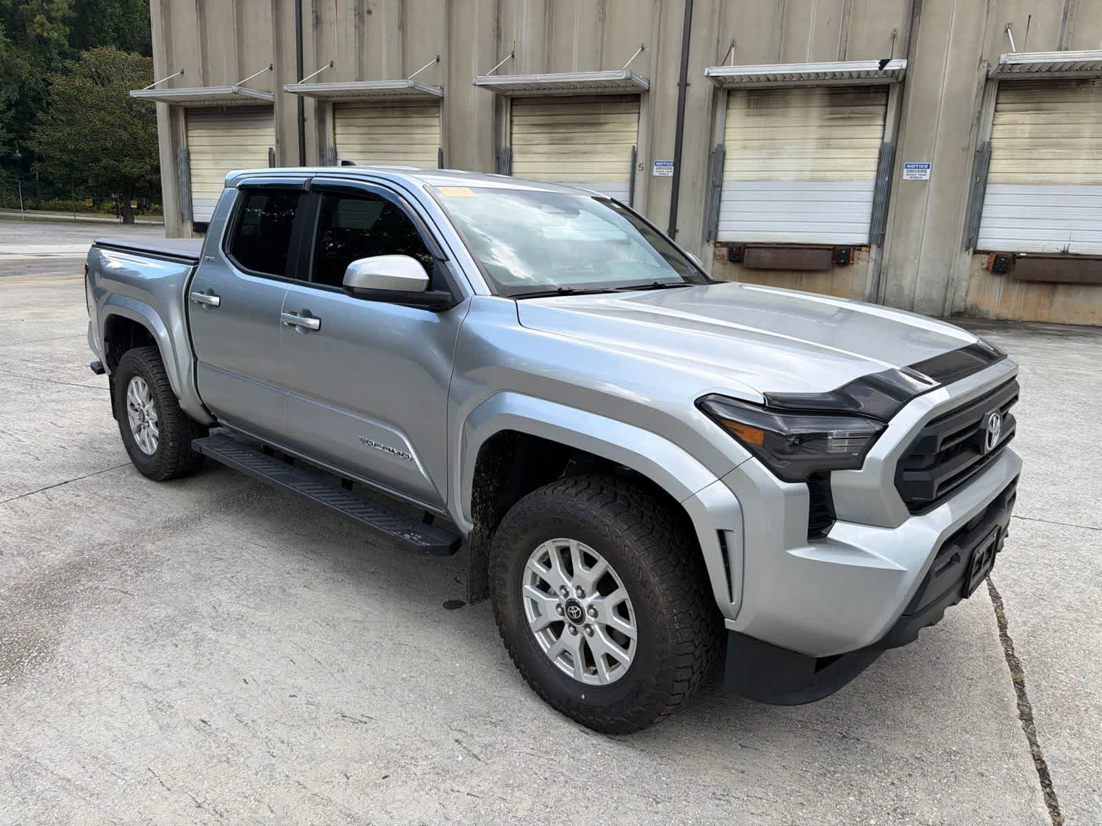 Used 2024 Toyota Tacoma SR5 AWD/4WD image 14