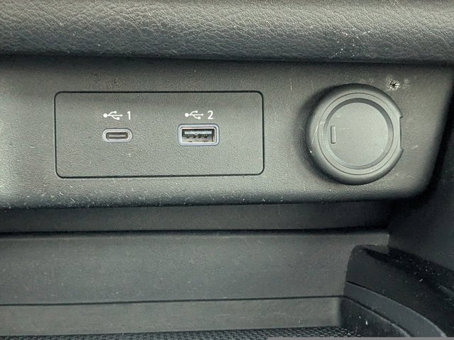 Used 2023 Nissan Rogue SV w/ SV Premium B Package image 32