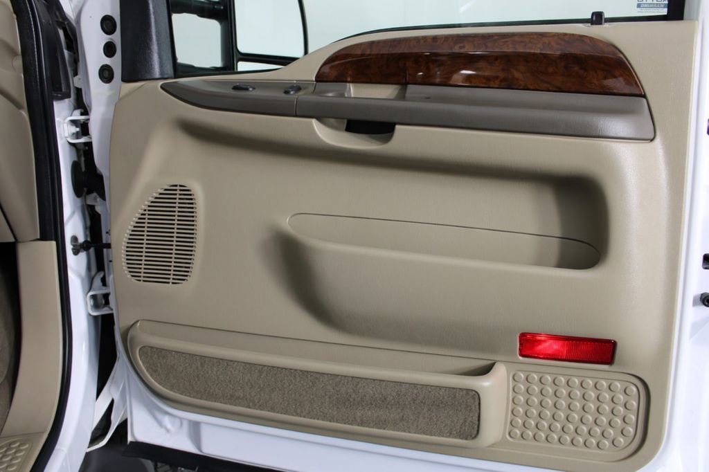 Used 2000 Ford F350 Lariat image 31