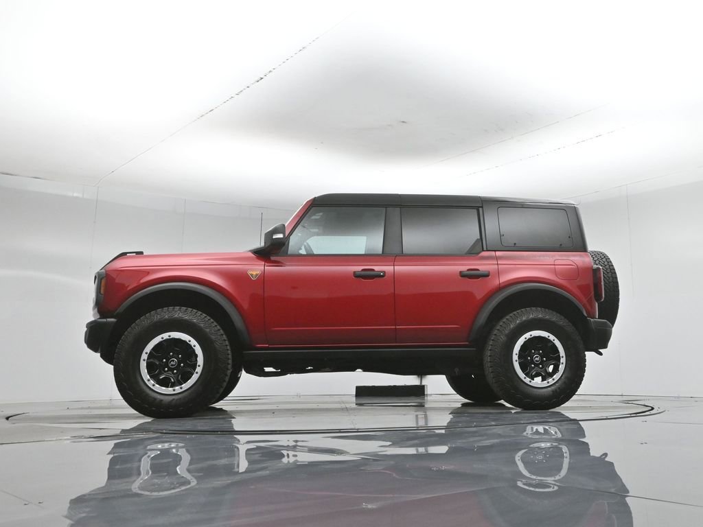 Used 2025 Ford Bronco Badlands AWD/4WD image 6
