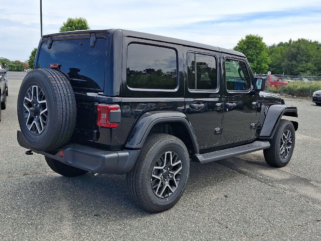 New 2027 Jeep Wrangler Unlimited Sahara AWD/4WD image 8