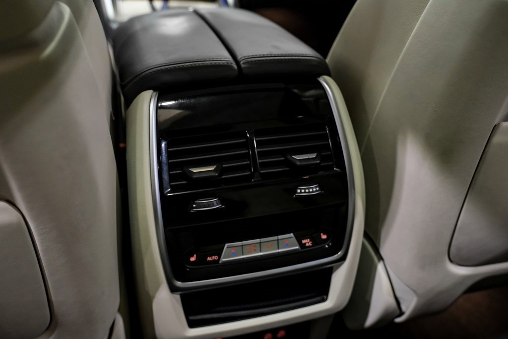 Used 2024 BMW X5 M Competition w/ Executive Package image 34