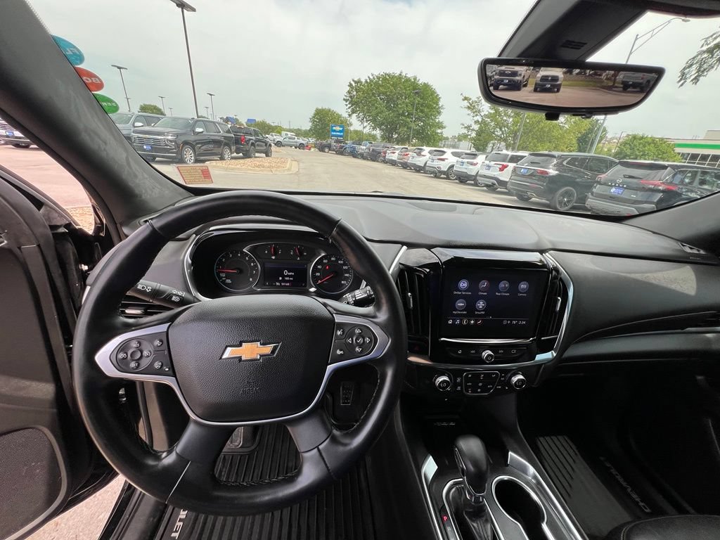 Used 2023 Chevrolet Traverse LT w/ Rear Camera Mirror Package AWD/4WD image 45