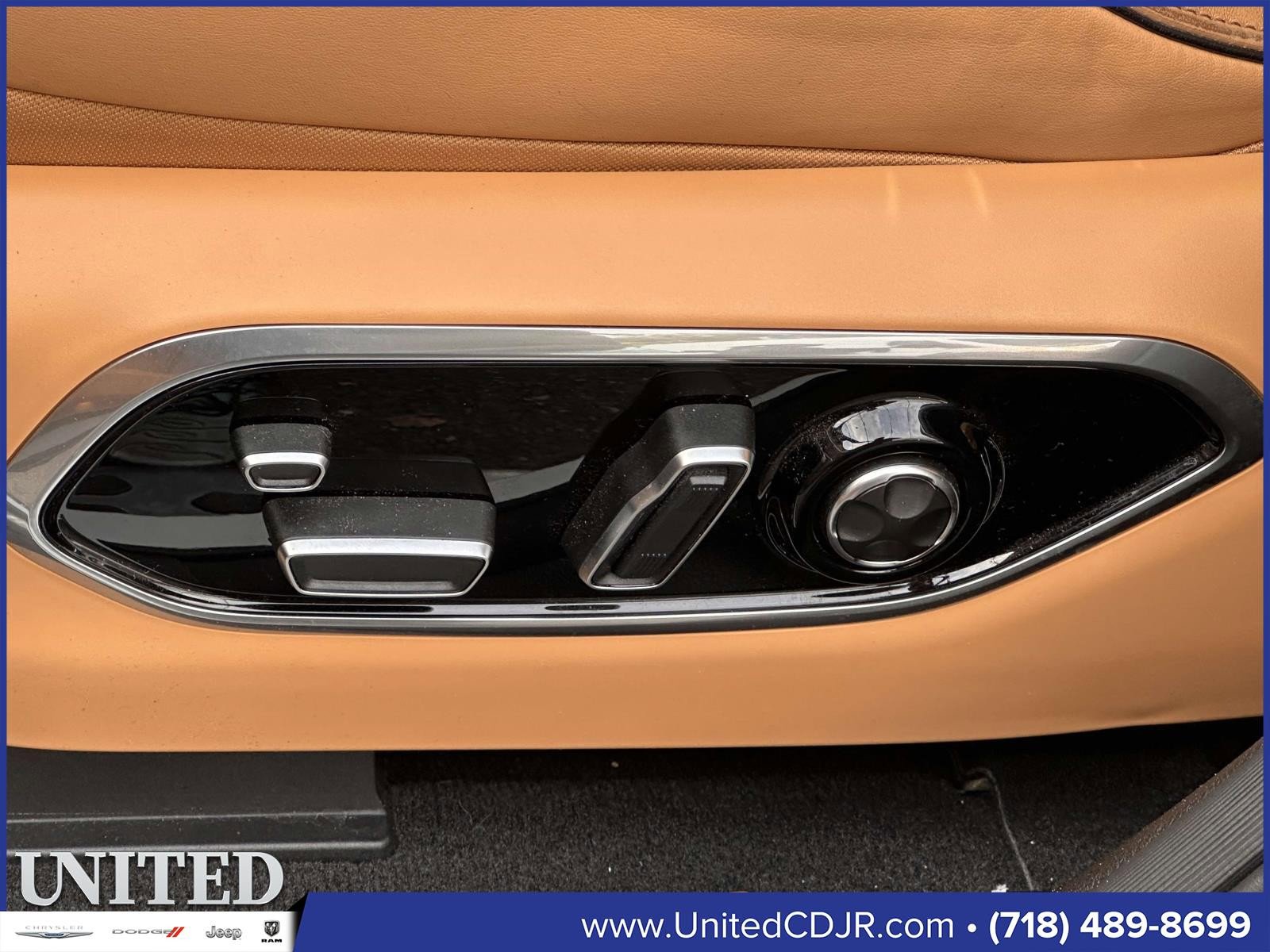 Used 2022 Jeep Grand Cherokee Summit image 11