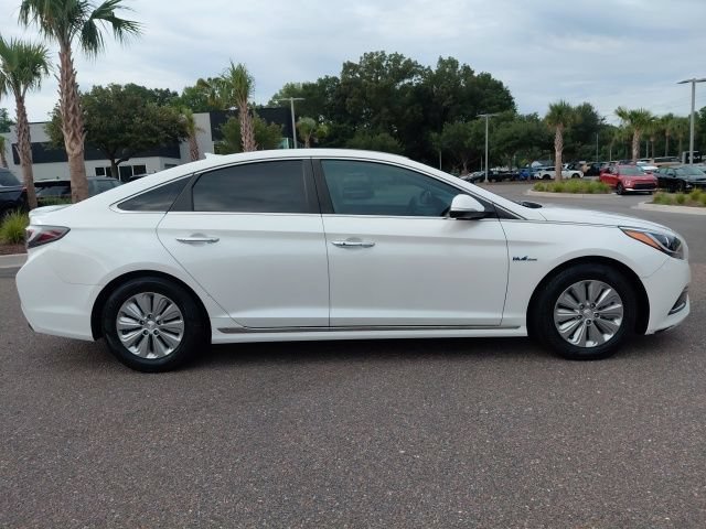 Used 2016 Hyundai Sonata SE FWD image 4