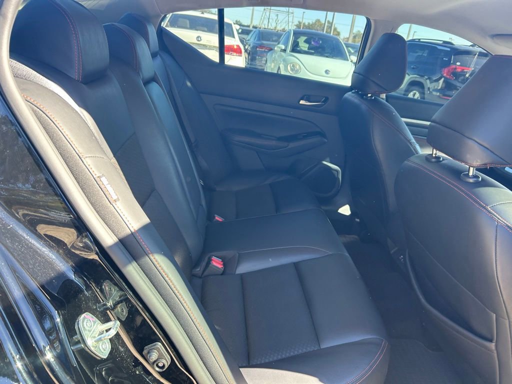 Used 2023 Nissan Altima 2.5 SR image 38