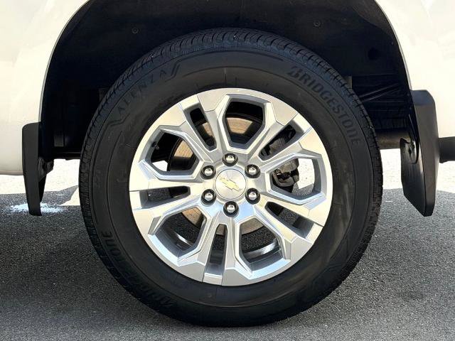 Used 2024 Chevrolet Silverado 1500 LTZ AWD/4WD image 11