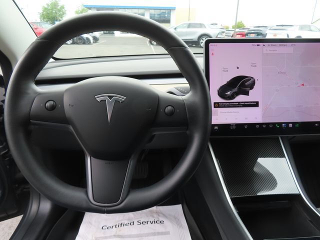 Used 2020 Tesla Model 3 Standard Range Plus RWD image 13